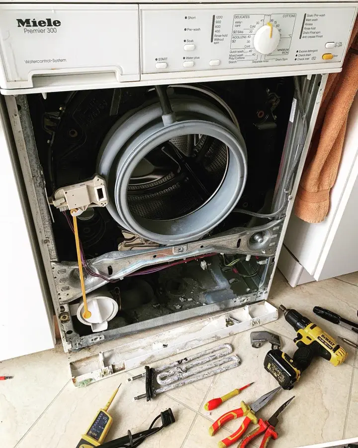 dishwasher-repair-in-dubai-fast-maintenance-2