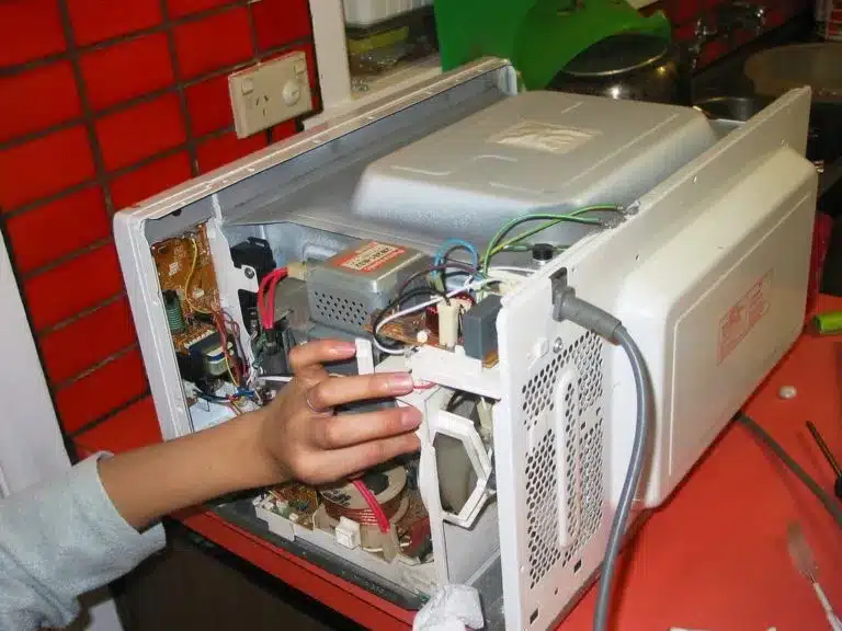 microwave-oven-repair-fast-maintenance-llc