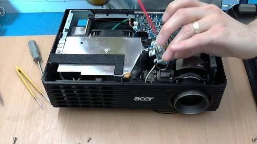 projector-repairing-services
