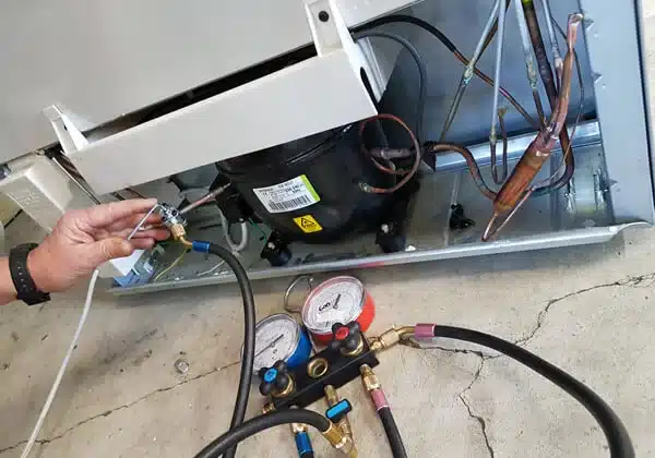 refrigerator-repair-fast-maintenance-ll